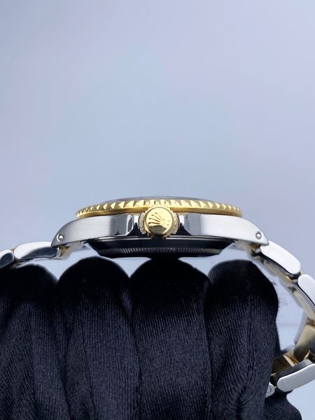 Rolex Submariner 16613